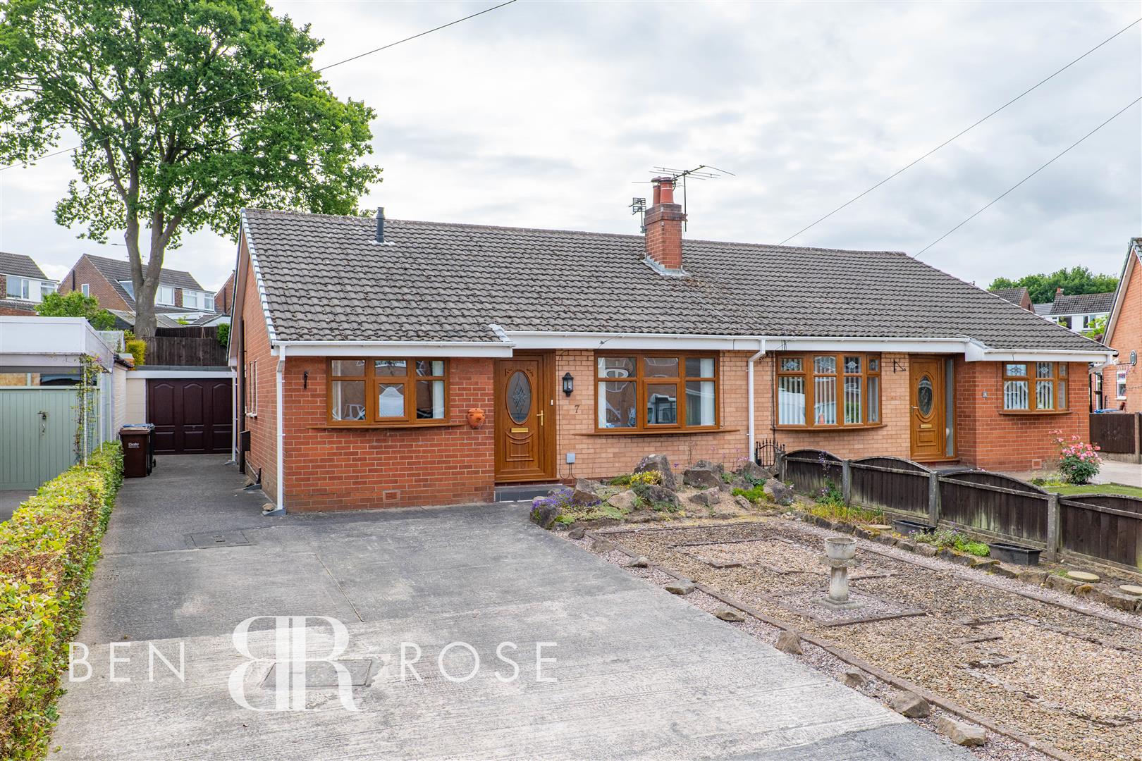 3 bed property in Hurn Grove, Chorley